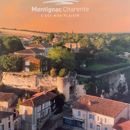 La Maison D’eloi Hébergement de vacances Montignac-Charente